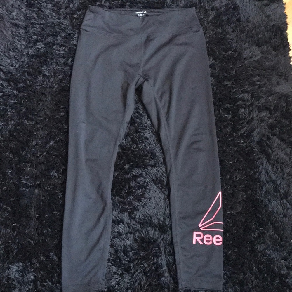 Black leggings